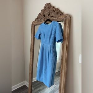 Preowned beautiful ASOS MIDI blue dress with pockets size 0